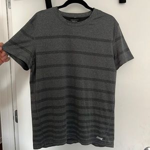 American Eagle Outfitters, mens workout T-shirt, size Large